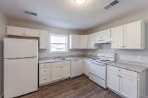 814 Lewis Ave, Dyersburg, TN 38024 - photo 8