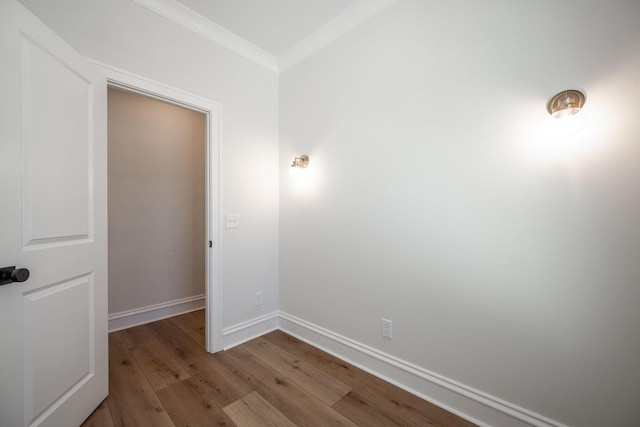 1015 Amelia Ct, Chattanooga, TN 37412 - unfurnished room with wood finished floors and crown molding