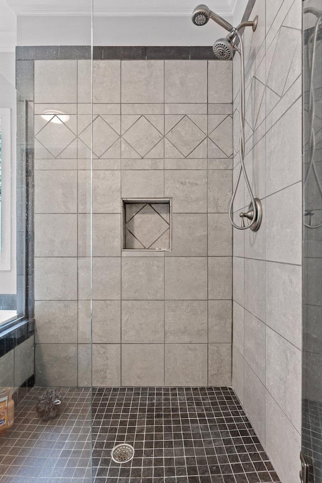 715 Forest Ave, Chattanooga, TN 37405 - full bath with a stall shower