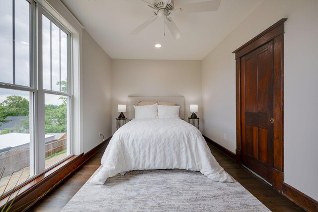 414 W College St, Dickson, TN 37055 - bedroom featuring multiple windows, dark wood-style floors, ceiling fan, and recessed lighting