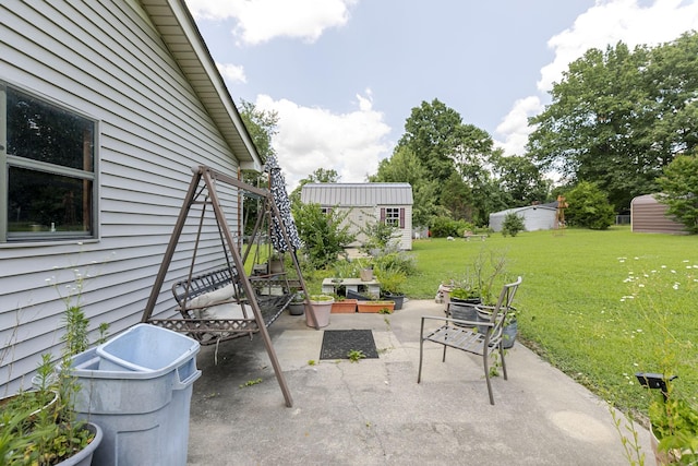 2802 Canterbury Dr, Springfield, TN 37172 - view of patio / terrace with a shed