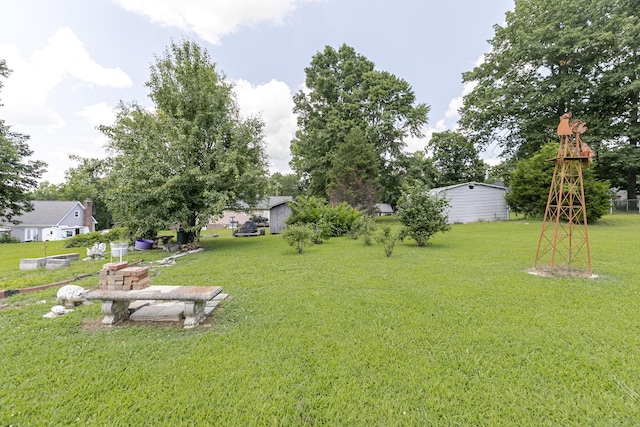 2802 Canterbury Dr, Springfield, TN 37172 - view of green lawn