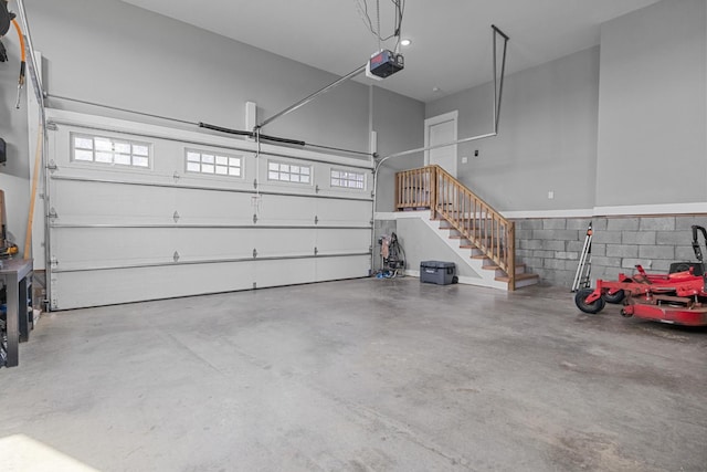1014 Douglas Ct, Dickson, TN 37055 - garage with a garage door opener