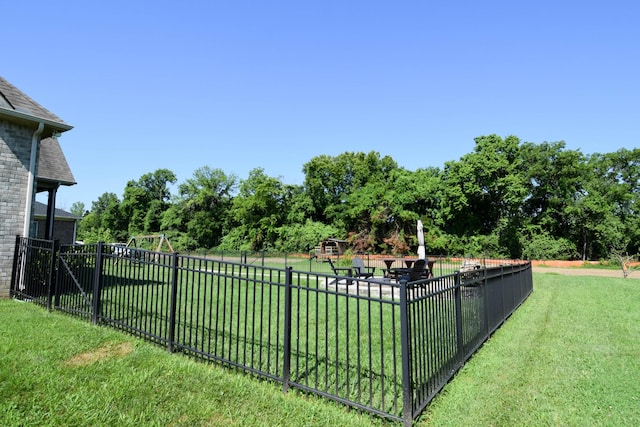 216 Honeysuckle Ln, Lebanon, TN 37087 - view of yard