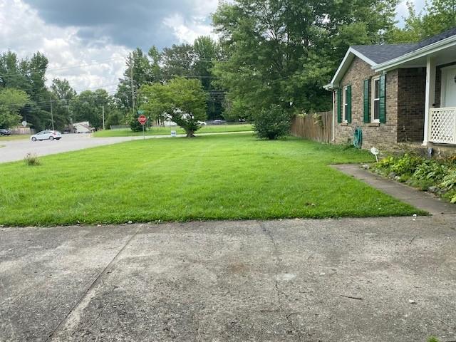 634 Inver Ln, Clarksville, TN 37042 - photo 2