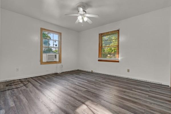 946 Greenwood Ave, Clarksville, TN 37040 - photo 10
