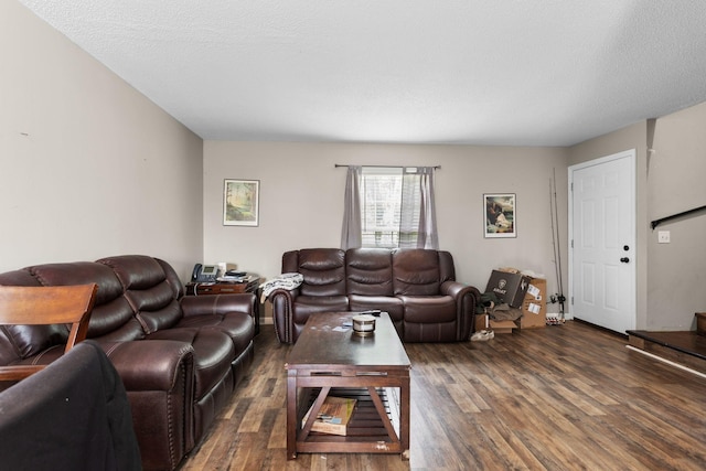 309 Shawnee Dr, Columbia, TN 38401 - living room with wood finished floors
