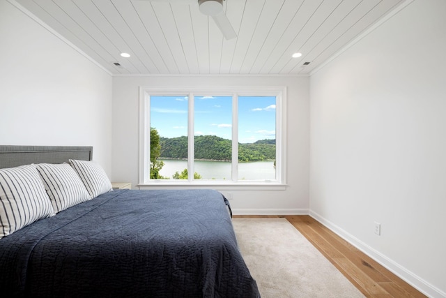 928 Harbor Pointe Dr, Silver Point, TN 38582 - bedroom with wooden ceiling, light wood-type flooring, crown molding, and recessed lighting