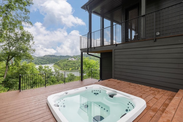928 Harbor Pointe Dr, Silver Point, TN 38582 - view of wooden terrace