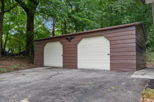 1122 Ridgecrest Dr, Dickson, TN 37055 - view of detached garage