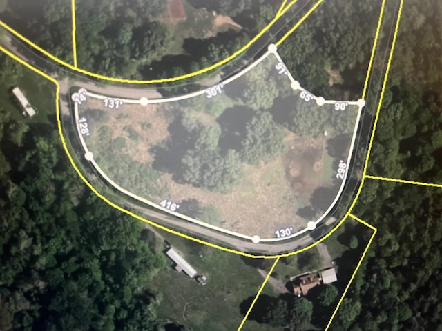 3150 Sugar Creek Rd, Woodlawn, TN 37191 - aerial overview of property's location with property boundaries highlighted