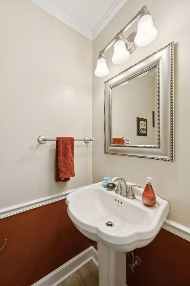 1201 Natchez Rd, Franklin, TN 37069 - bathroom with crown molding and baseboards