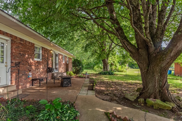 1150 Mattox Town Rd, Lawrenceburg, TN 38464 - view of patio with entry steps