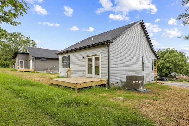 1111 W End Ave N, Lewisburg, TN 37091 - back of property with a deck, french doors, a shingled roof, and crawl space