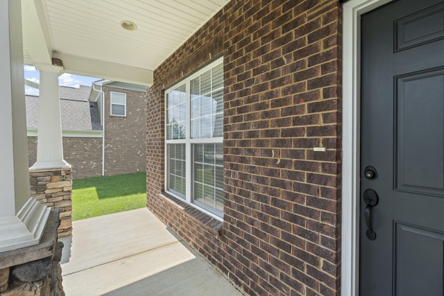 2039 Friendship Dr, Spring Hill, TN 37174 - view of porch