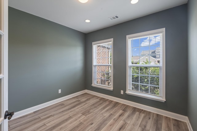 2039 Friendship Dr, Spring Hill, TN 37174 - unfurnished room with light wood-style floors and recessed lighting