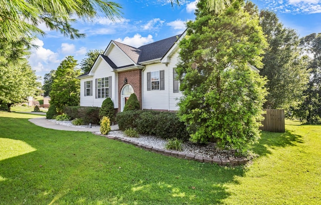720 Superior Ln, Clarksville, TN 37043 - view of front facade with brick siding