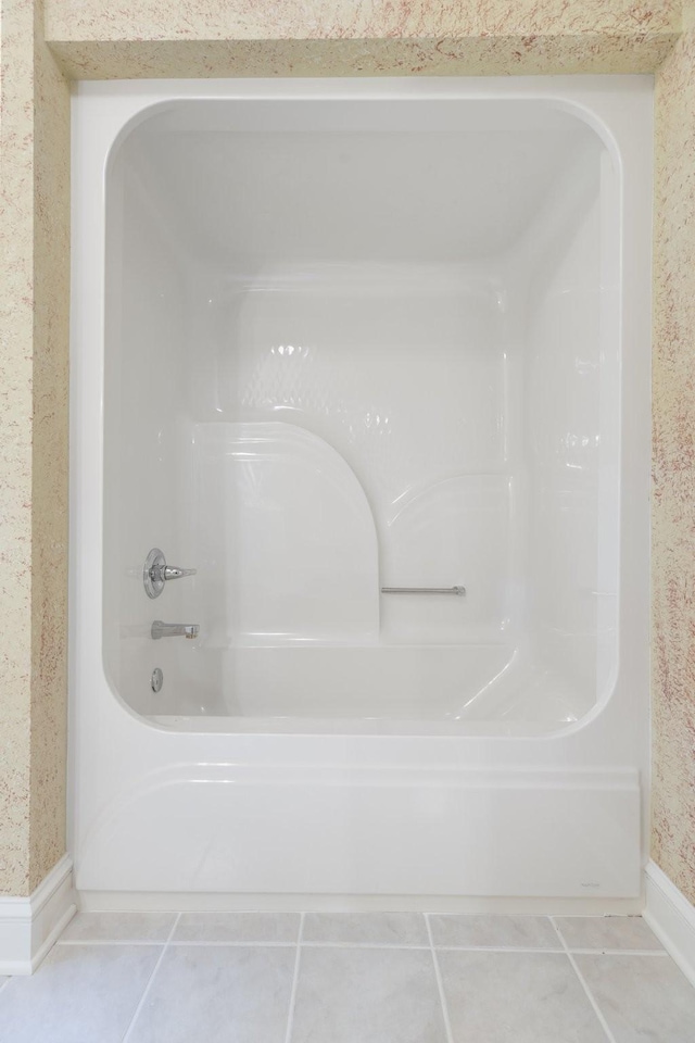 599 Countryside Dr, Loretto, TN 38469 - full bath featuring baseboards and tile patterned flooring
