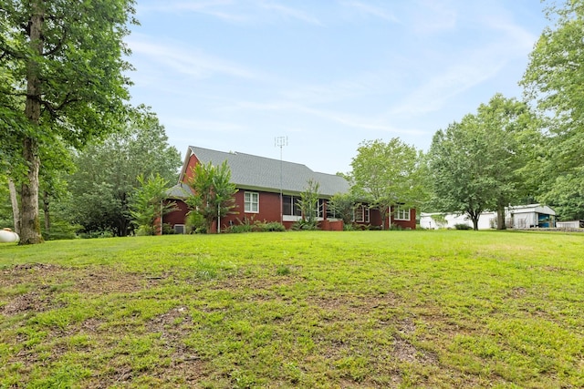 599 Countryside Dr, Loretto, TN 38469 - view of grassy yard