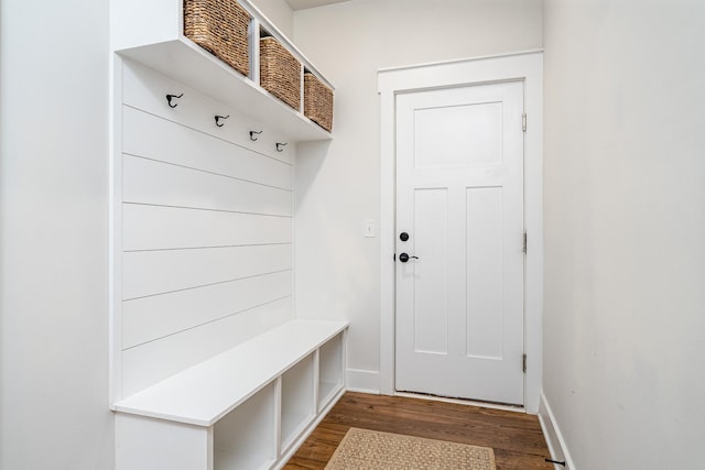 2744 Morrow Ln, Columbia, TN 38401 - mudroom featuring wood finished floors and baseboards