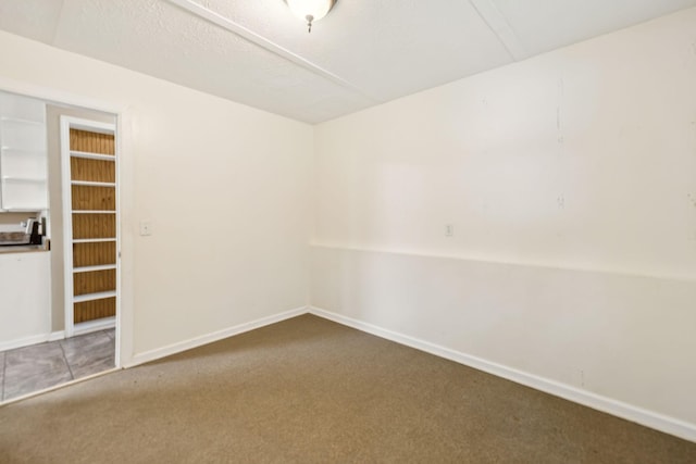 3337 Hartsville Rd, Lafayette, TN 37083 - unfurnished room with carpet floors and baseboards