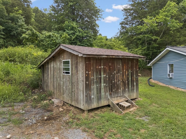 3337 Hartsville Rd, Lafayette, TN 37083 - view of shed