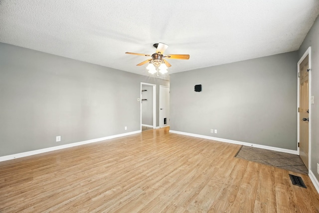 2153 Blakemore Dr, Clarksville, TN 37040 - photo 8