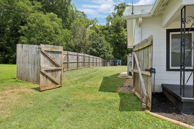 410 England St E, Cowan, TN 37318 - view of yard