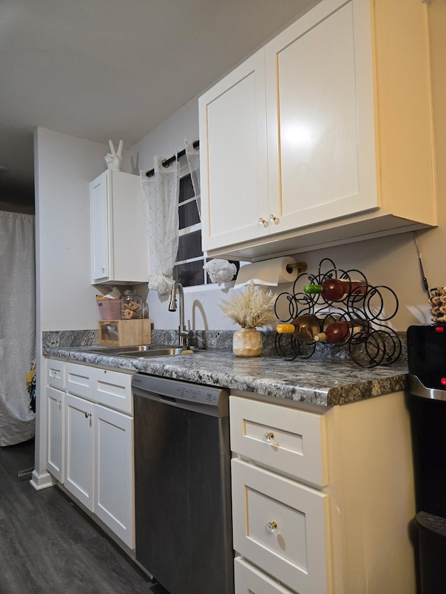 484 Meadowbrook Dr, Mcminnville, TN 37110 - kitchen featuring dishwasher, dark wood-style flooring, and white cabinetry