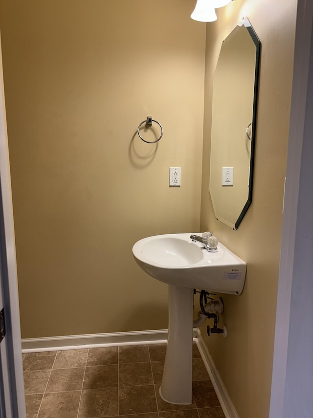 1023 Sitting Bull Xing, Murfreesboro, TN 37128 - bathroom with baseboards and tile patterned floors