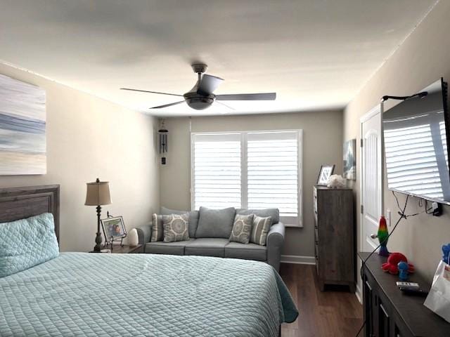 967 Horse Mountain Rd Unit 1E, Shelbyville, TN 37160 - bedroom featuring dark wood-type flooring and ceiling fan