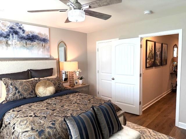 967 Horse Mountain Rd Unit 1E, Shelbyville, TN 37160 - bedroom featuring wood finished floors and ceiling fan