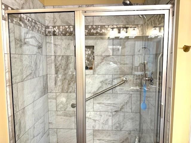 967 Horse Mountain Rd Unit 1E, Shelbyville, TN 37160 - full bath featuring a shower stall