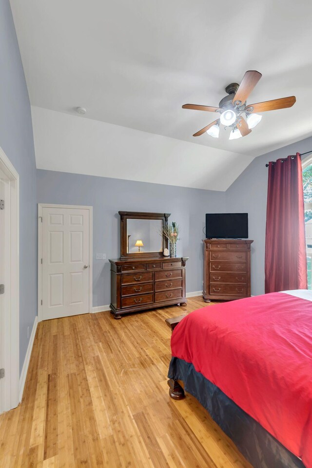 343 Belinda Pkwy, Mount Juliet, TN 37122 - bedroom featuring vaulted ceiling, wood finished floors, and ceiling fan