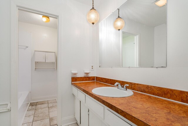 3880 Priest Lake Dr Unit 21, Nashville, TN 37217 - full bath featuring vanity, a bath, and a shower