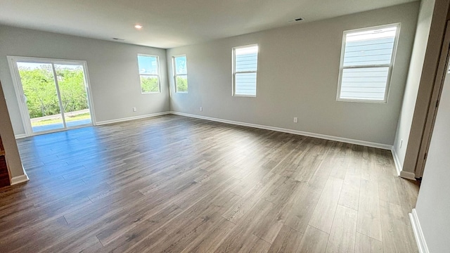 4902 Mowbray Way, Murfreesboro, TN 37129 - unfurnished room with dark wood-style flooring and recessed lighting