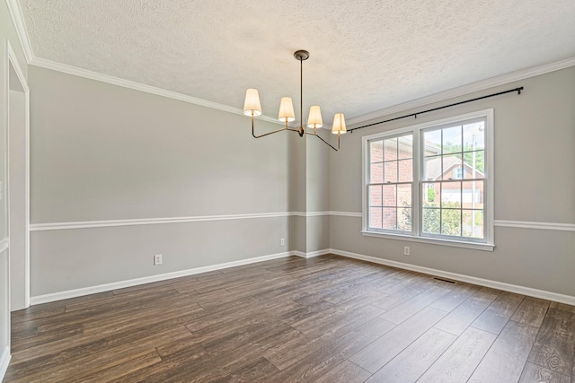 2415 Franklin Ln, Murfreesboro, TN 37130 - empty room featuring a textured ceiling, dark wood-style flooring, a chandelier, and crown molding