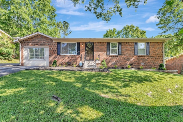 4985 Shihmen Dr, Antioch, TN 37013 - ranch-style home with crawl space, a front lawn, and brick siding