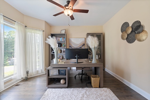 823 Shady Bluff Trl, Clarksville, TN 37043 - photo 8