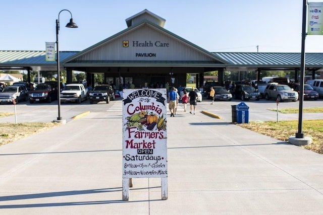 2208 Melk Ln, Columbia, TN 38401 - view of commercial location with covered parking