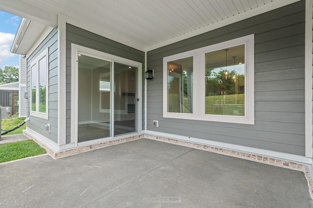 1922 Hildebrand Ln, Columbia, TN 38401 - view of patio / terrace