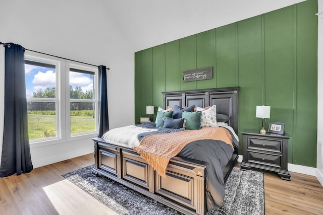 426 Maple Bend Rd, Winchester, TN 37398 - bedroom with light wood-type flooring and high vaulted ceiling