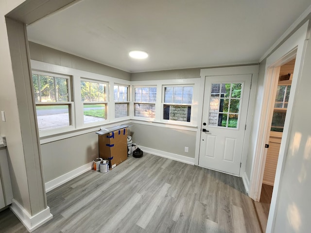 810 Lynwood St, Winchester, TN 37398 - unfurnished sunroom featuring wood finished floors