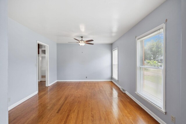 2311 Mayfair Ave, Murfreesboro, TN 37130 - empty room featuring light wood-style floors and a ceiling fan