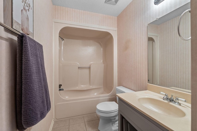 4628 Dugger Rd, Culleoka, TN 38451 - bathroom featuring wallpapered walls, tile patterned floors, vanity, washtub / shower combination, and a textured ceiling