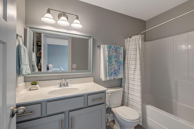 607 Beamon Dr, Franklin, TN 37064 - bathroom with vanity and shower / bath combo