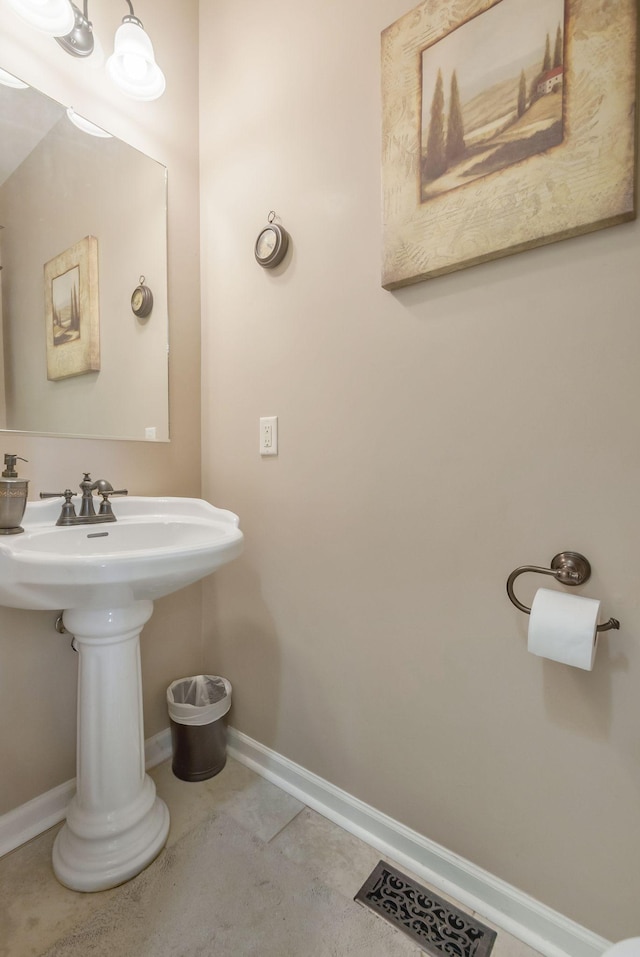 973 Rip Steele Rd, Columbia, TN 38401 - bathroom with baseboards and a sink