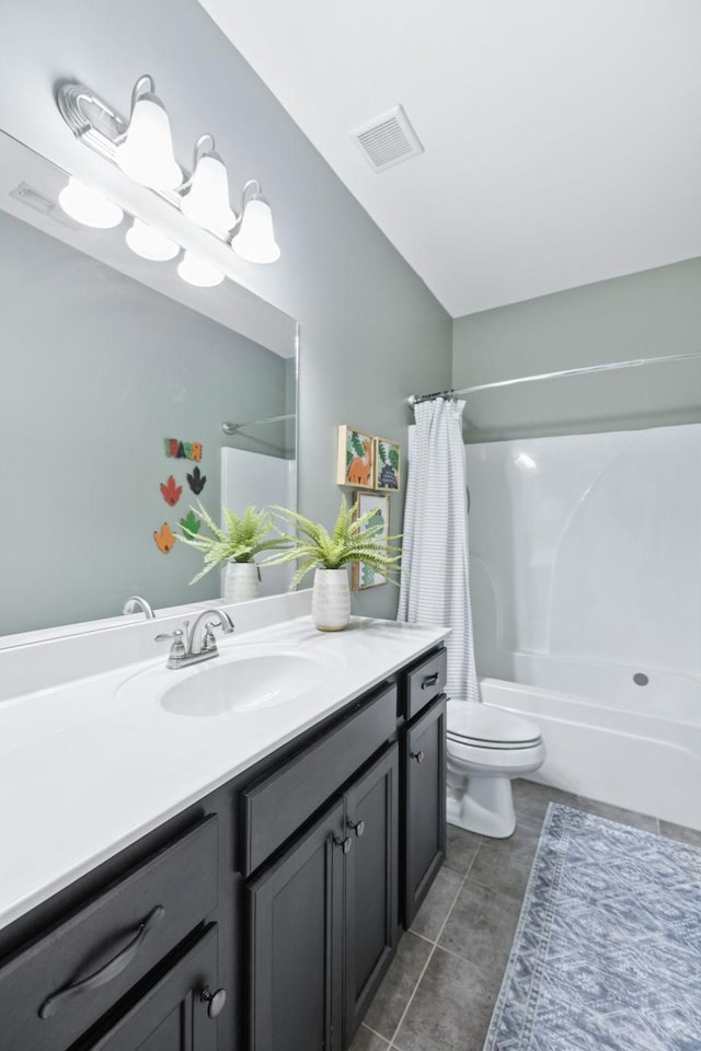 2426 Telford Ln, Murfreesboro, TN 37128 - full bath with vanity, shower / bath combo, and tile patterned flooring