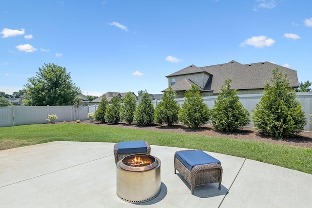 2426 Telford Ln, Murfreesboro, TN 37128 - fenced backyard featuring a patio area and a fire pit