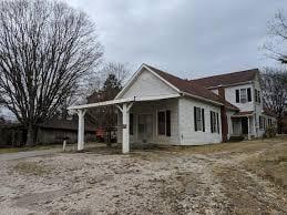 2330 Old Mooresville Pike, Lewisburg, TN 37091 - photo 1
